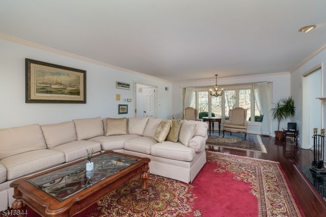 758 Ridge Road Ter, Kinnelon Boro, NJ 07405