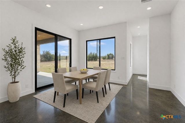 138 Cloudwood Ranch Road, Briggs, TX 78608