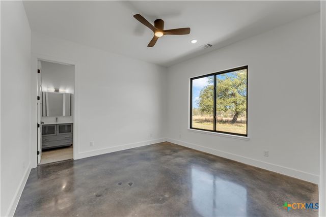 138 Cloudwood Ranch Road, Briggs, TX 78608