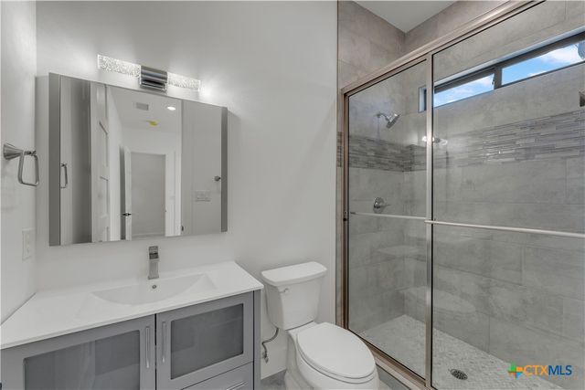 138 Cloudwood Ranch Road, Briggs, TX 78608