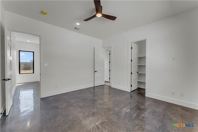 138 Cloudwood Ranch Road, Briggs, TX 78608