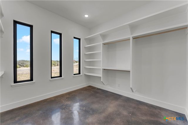 138 Cloudwood Ranch Road, Briggs, TX 78608