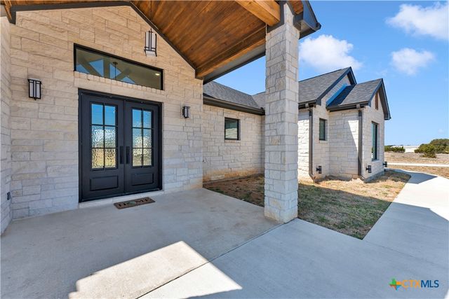 138 Cloudwood Ranch Road, Briggs, TX 78608