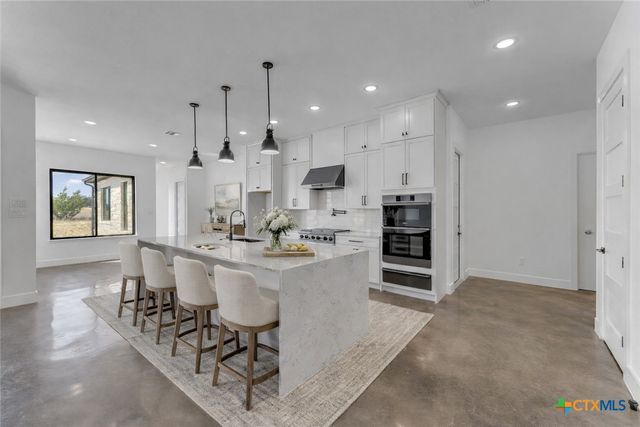 138 Cloudwood Ranch Road, Briggs, TX 78608