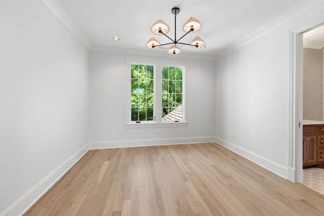 714 Shawnee Dr, Nashville, TN 37205