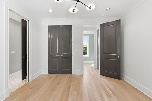 714 Shawnee Dr, Nashville, TN 37205