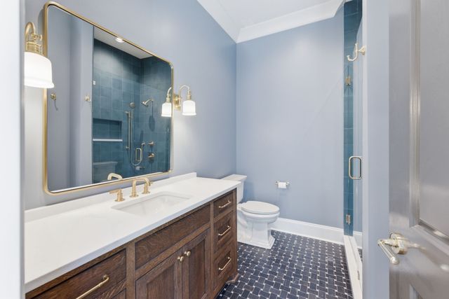 714 Shawnee Dr, Nashville, TN 37205