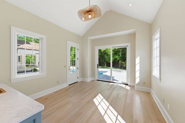 714 Shawnee Dr, Nashville, TN 37205