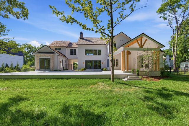 714 Shawnee Dr, Nashville, TN 37205