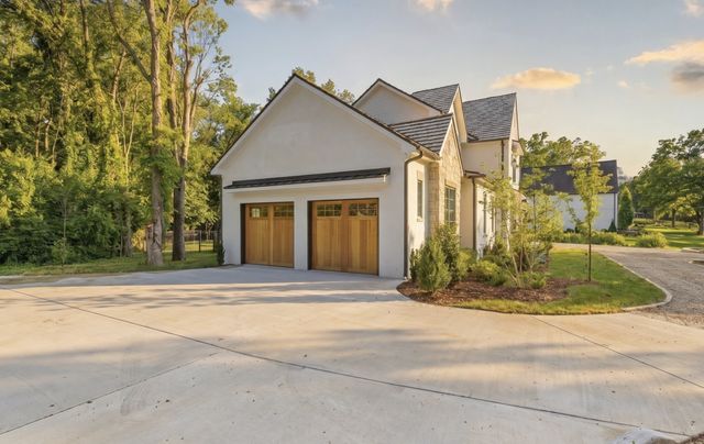 714 Shawnee Dr, Nashville, TN 37205