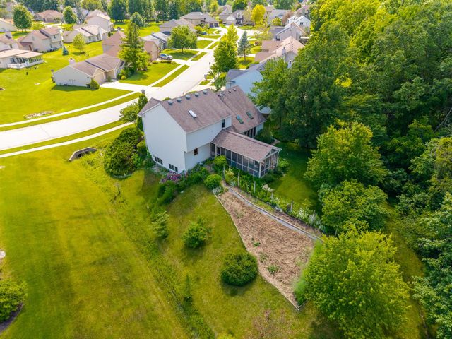 7710 Currie Hill Court, Fort Wayne, IN 46804