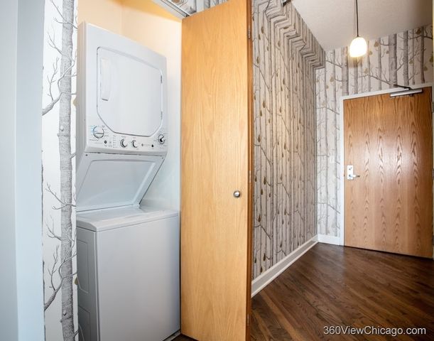41 E 8TH Street 1105, Chicago, IL 60605