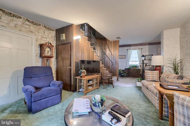 430 STEHMAN RD, Lancaster, PA 17603