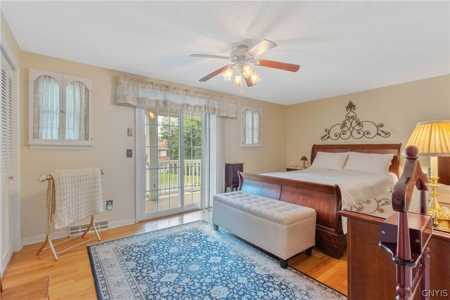 111 Treeland Circle, Geddes, NY 13219