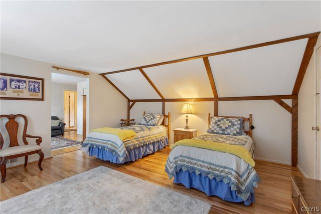 111 Treeland Circle, Geddes, NY 13219