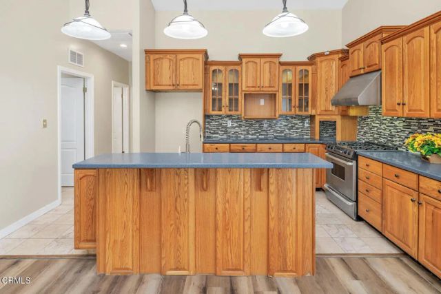 3205 Petite Sirah Street, Bakersfield, CA 93306