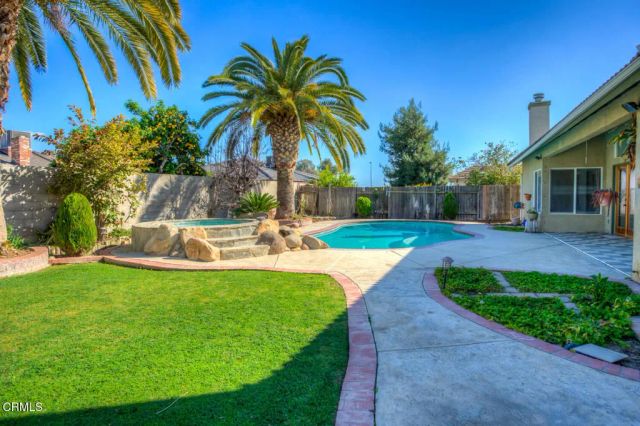 3205 Petite Sirah Street, Bakersfield, CA 93306