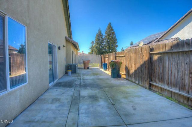 3205 Petite Sirah Street, Bakersfield, CA 93306