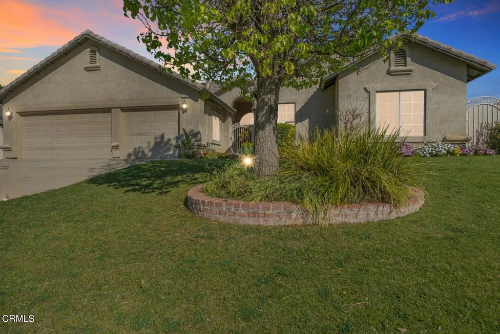 3205 Petite Sirah Street, Bakersfield, CA 93306