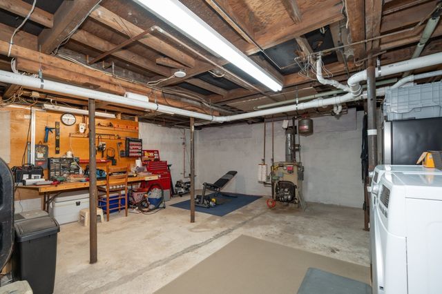 63 North Ridge Road, Ipswich, MA 01938
