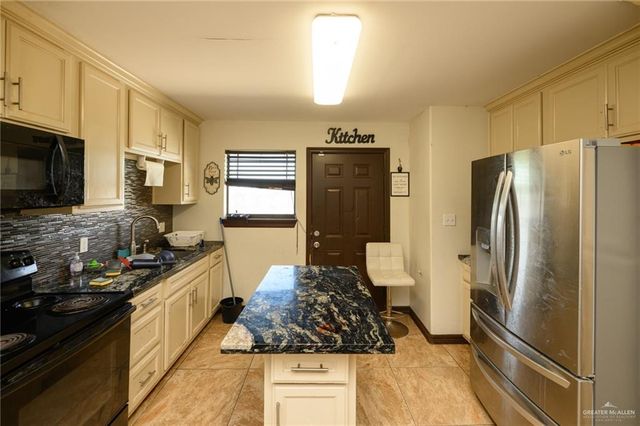 2214 S Christian Circle, Harlingen, TX 78550