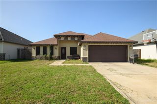2214 S Christian Circle, Harlingen, TX 78550