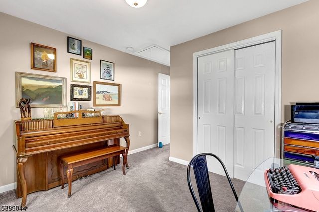 25 4Th St, Mount Olive Twp., NJ 07828