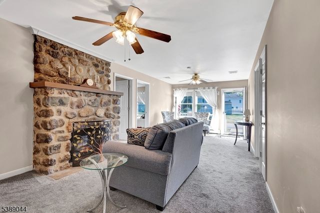 25 4Th St, Mount Olive Twp., NJ 07828