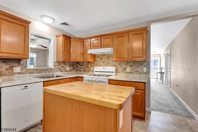 25 4Th St, Mount Olive Twp., NJ 07828