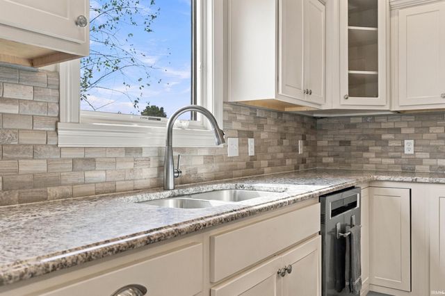 6816 Canvasback Trail, Fort Wayne, IN 46845