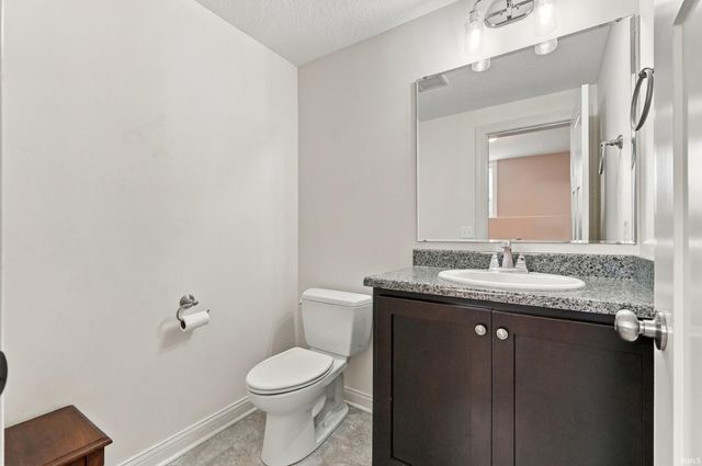 6816 Canvasback Trail, Fort Wayne, IN 46845