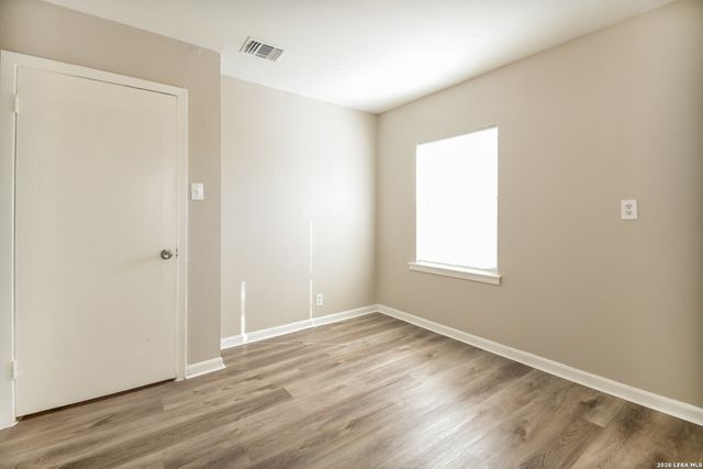 347 PILGRIM DR, San Antonio, TX 78213