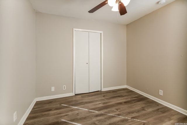 347 PILGRIM DR, San Antonio, TX 78213