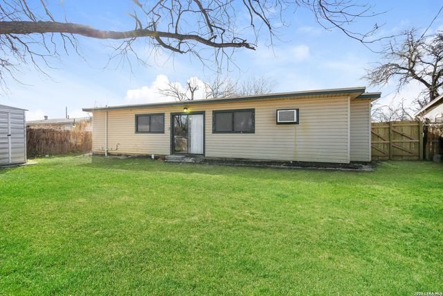 347 PILGRIM DR, San Antonio, TX 78213