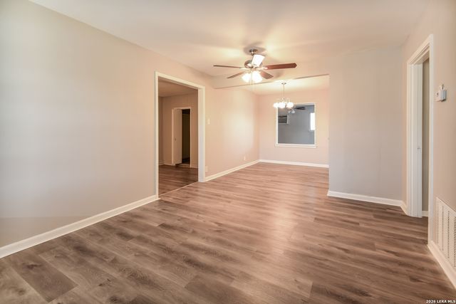 347 PILGRIM DR, San Antonio, TX 78213