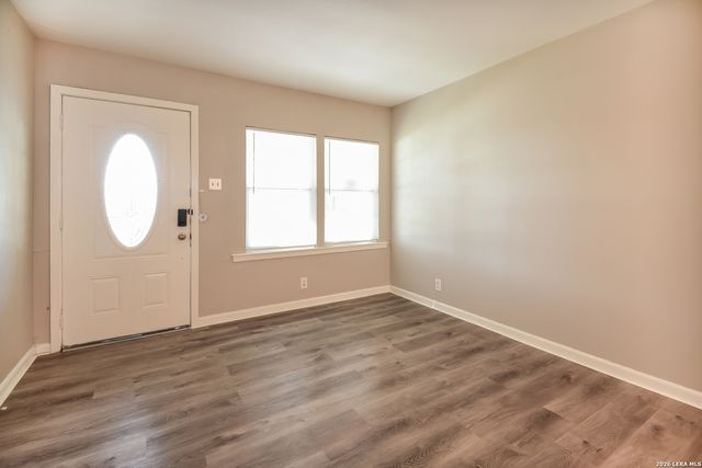 347 PILGRIM DR, San Antonio, TX 78213