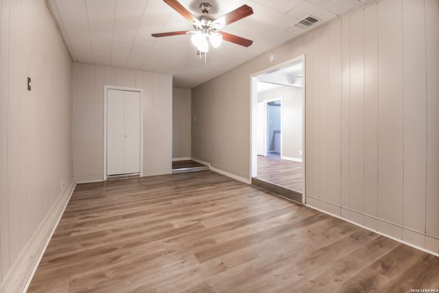 347 PILGRIM DR, San Antonio, TX 78213