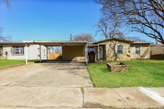 347 PILGRIM DR, San Antonio, TX 78213