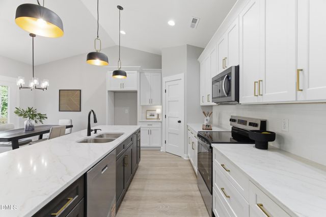 7022 Cedar Road, Sanford, NC 27332