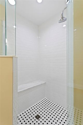 316 9TH AVENUE NE, St Petersburg, FL 33701