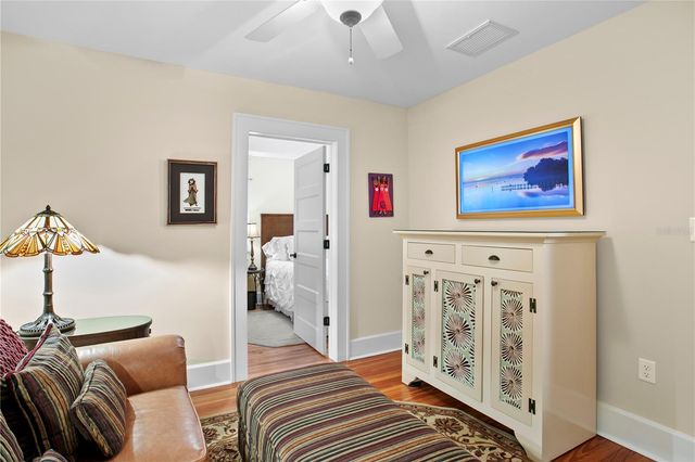 316 9TH AVENUE NE, St Petersburg, FL 33701