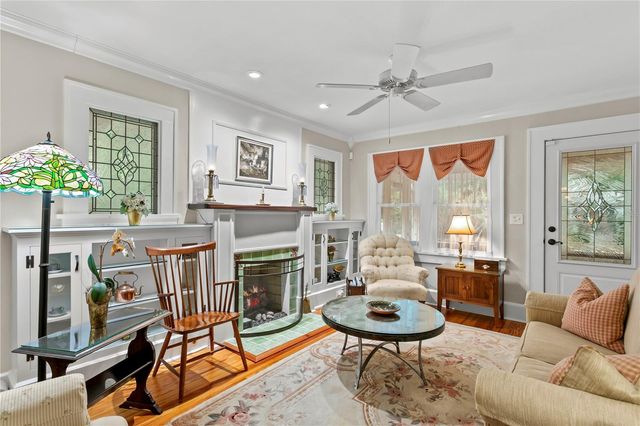 316 9TH AVENUE NE, St Petersburg, FL 33701