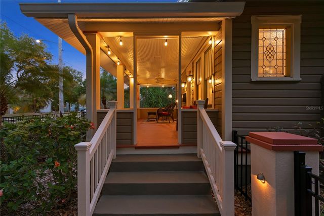 316 9TH AVENUE NE, St Petersburg, FL 33701