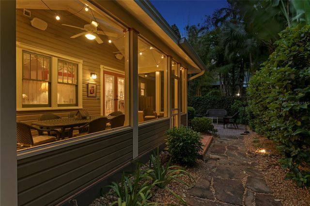 316 9TH AVENUE NE, St Petersburg, FL 33701