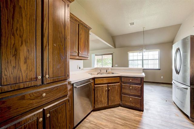 1709 La Cruz Avenue, Edmond, OK 73003