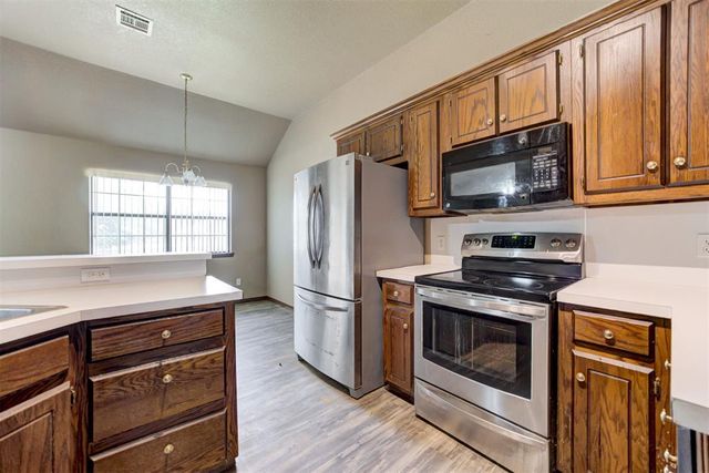 1709 La Cruz Avenue, Edmond, OK 73003