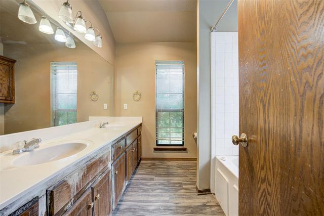 1709 La Cruz Avenue, Edmond, OK 73003