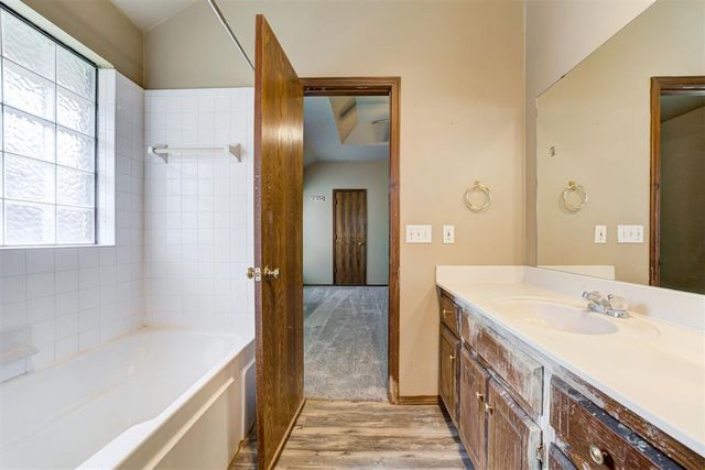 1709 La Cruz Avenue, Edmond, OK 73003