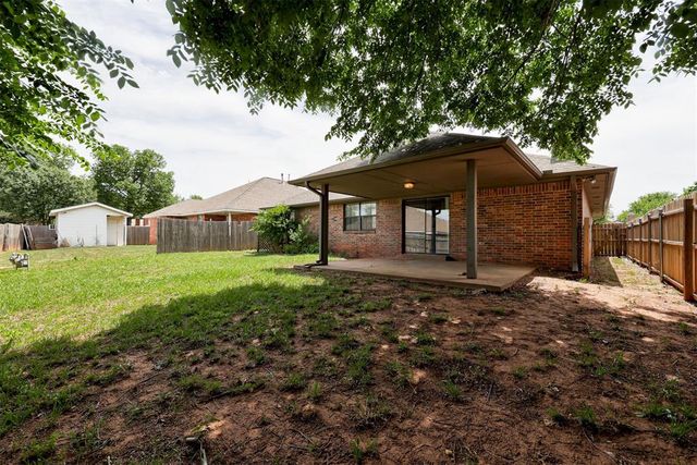 1709 La Cruz Avenue, Edmond, OK 73003