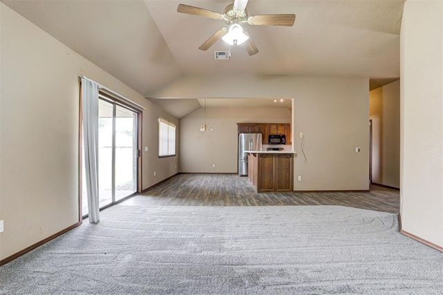1709 La Cruz Avenue, Edmond, OK 73003